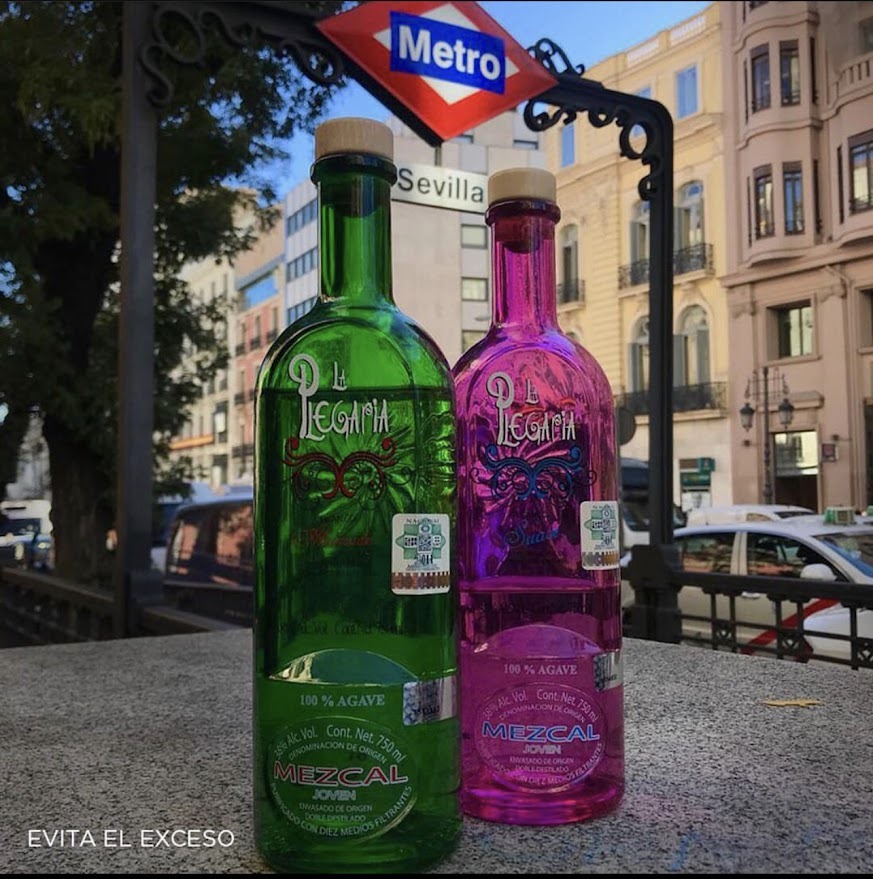 Botellas de Mezcal